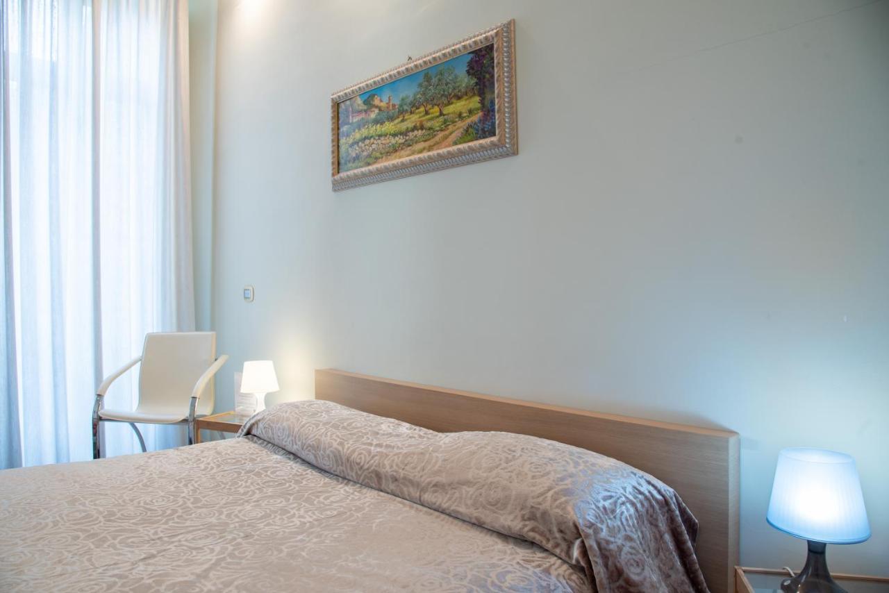 B&B Central Station Торино Екстериор снимка
